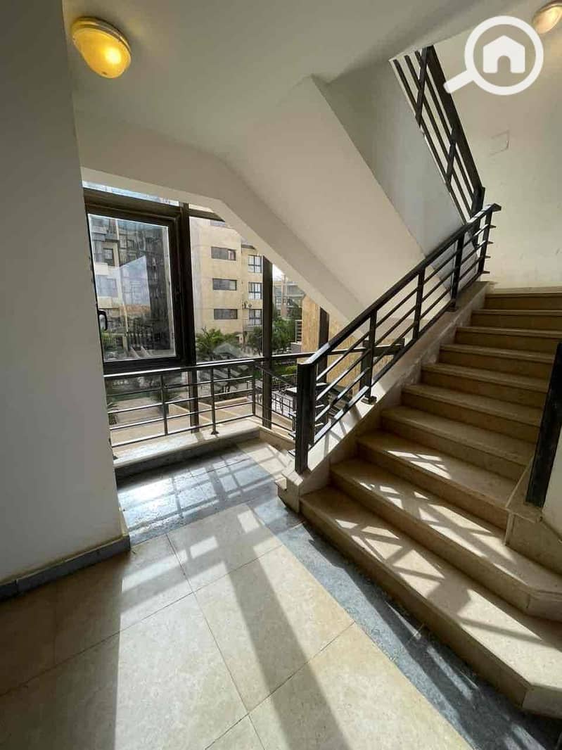 5 44a20a0e-5972-4f1f-8790-36d9d9da5059. jpg