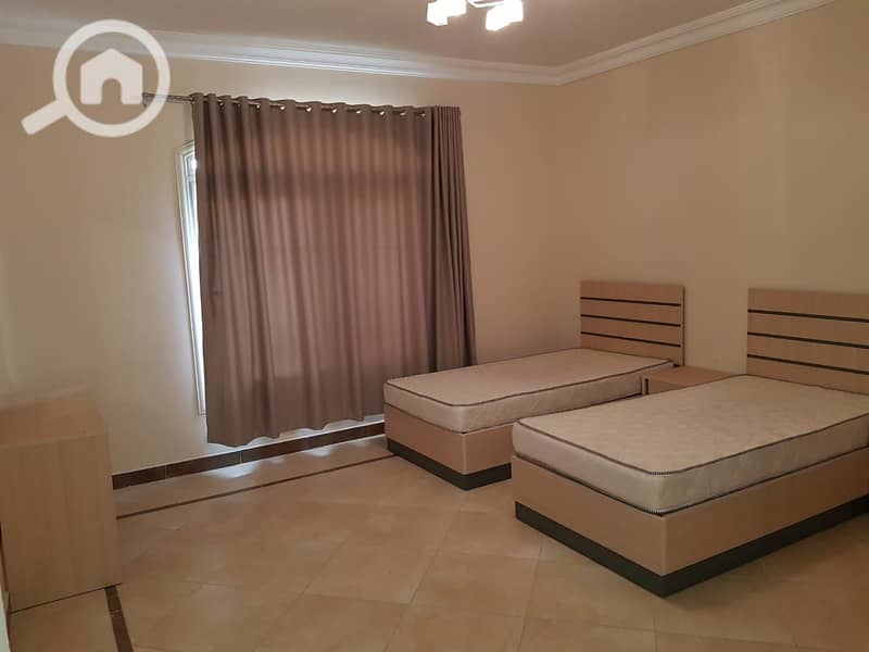 15 e23034c5-8311-482b-94bb-282e9fd7fdc4. jpg