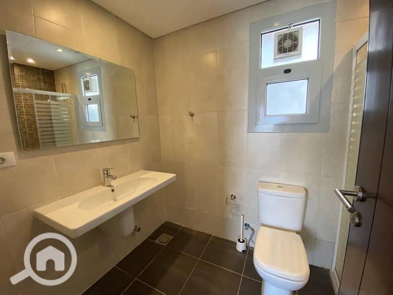 14 39449a13-a5c8-4b06-8279-3486b8e66e01. jpg