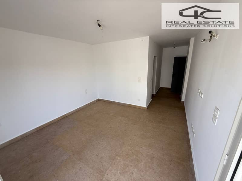 6 WhatsApp Image 2026-01-27 at 2.01. 55 PM. jpeg