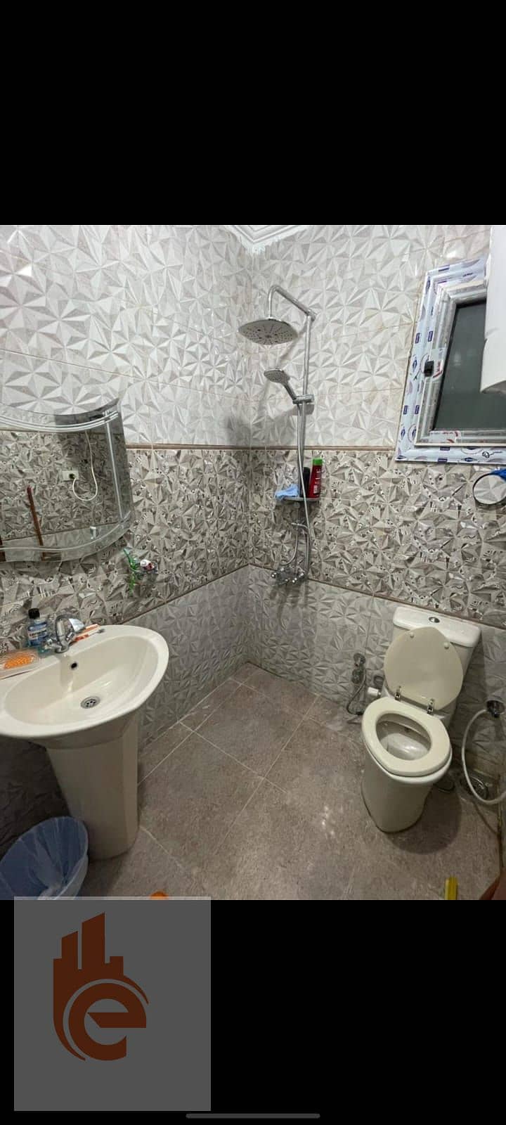 9 1c2ece52-4117-4468-8b74-833c76131b73. jpg