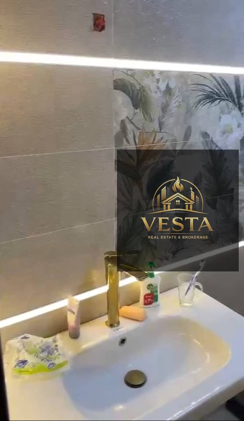 6 505204c2-d8f2-4a2d-a066-415d7f50cd3d. jpg