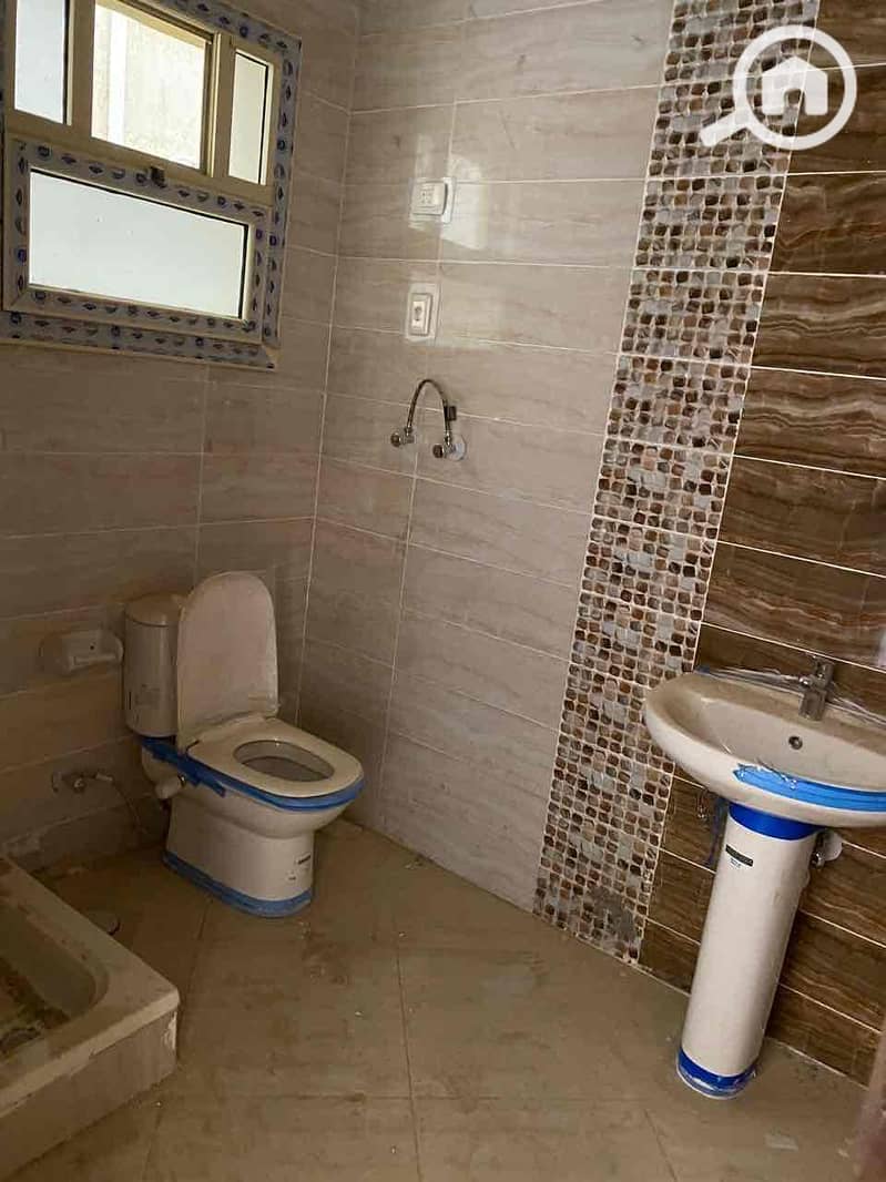 4 bccfc49d-5fe4-4622-b2c9-0bb9da0429eb. jpg