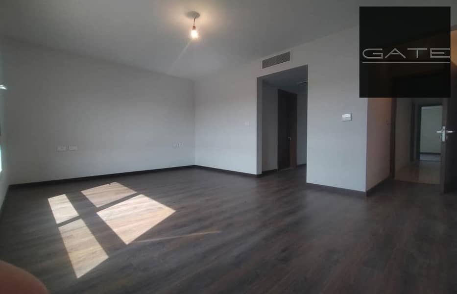 3 WhatsApp Image 2024-12-07 at 7.50. 52 PM (2). jpeg