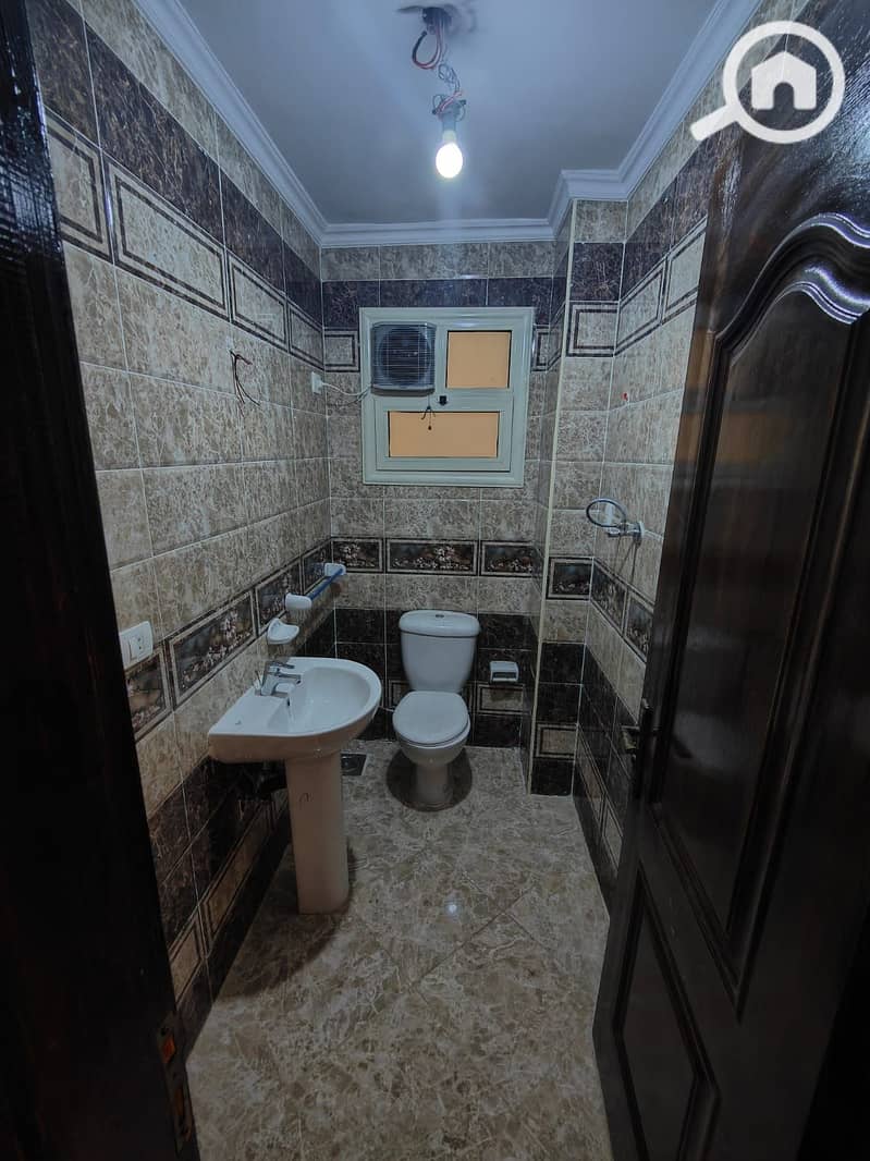 3 WhatsApp Image 2025-12-28 at 21.13. 57 (2). jpeg