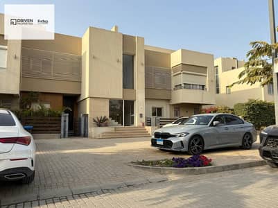 5 Bedroom Townhouse for Sale in 6th of October, Giza - WhatsApp Image 2026-01-22 at 2.25. 04 PM. jpeg