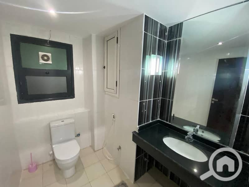 18 PHOTO-2025-12-07-22-36-43. jpg