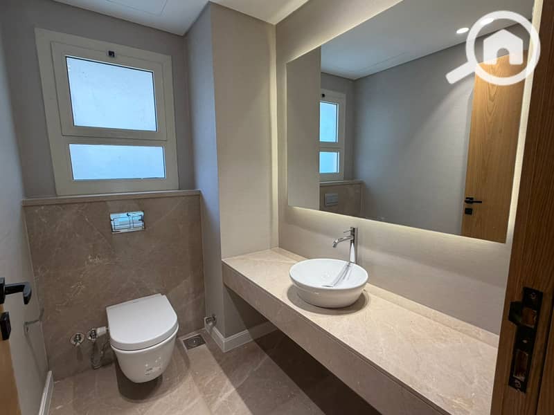 14 WhatsApp Image 2026-01-13 at 17.06. 57. jpeg