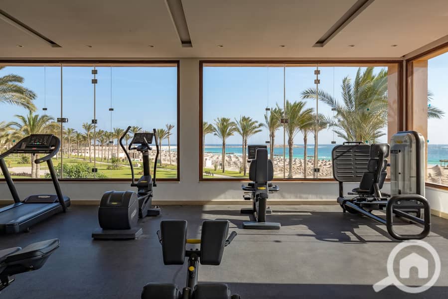 23 imgi_16_6855d88885b6b6e50ee4fe5e_R3E02117. jpeg