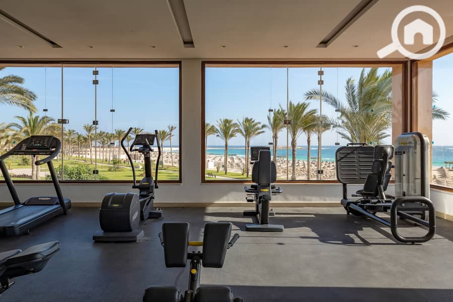 18 imgi_16_6855d88885b6b6e50ee4fe5e_R3E02117. jpeg