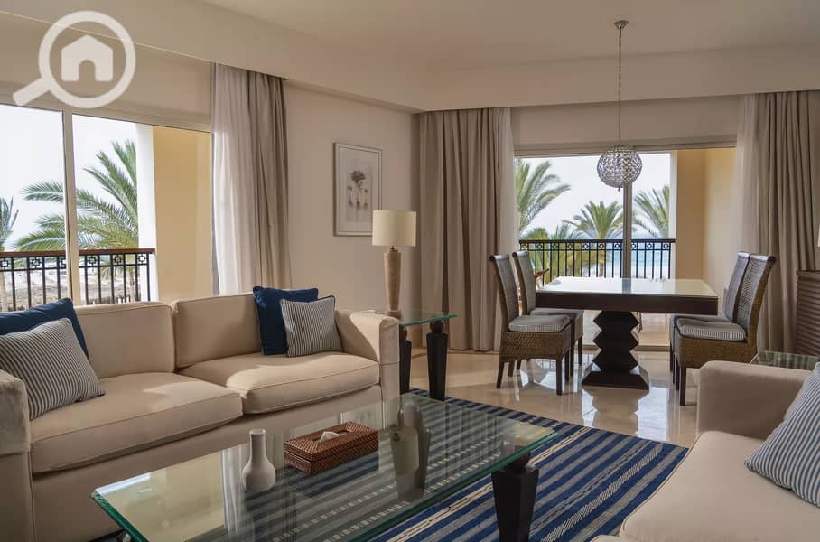 24 imgi_17_6855d95765107390a59b4160_04. jpeg