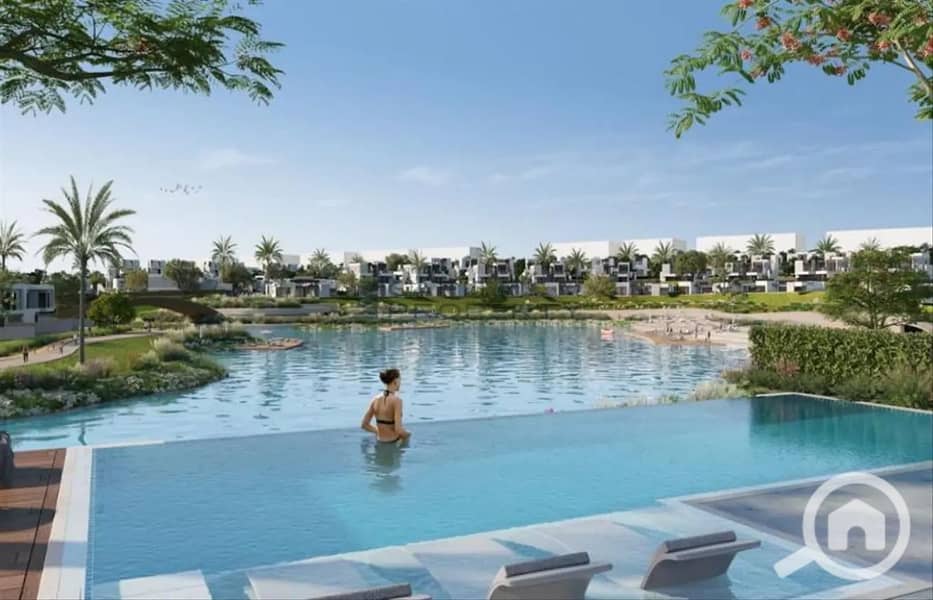 10 5990815-cf863o. jpg