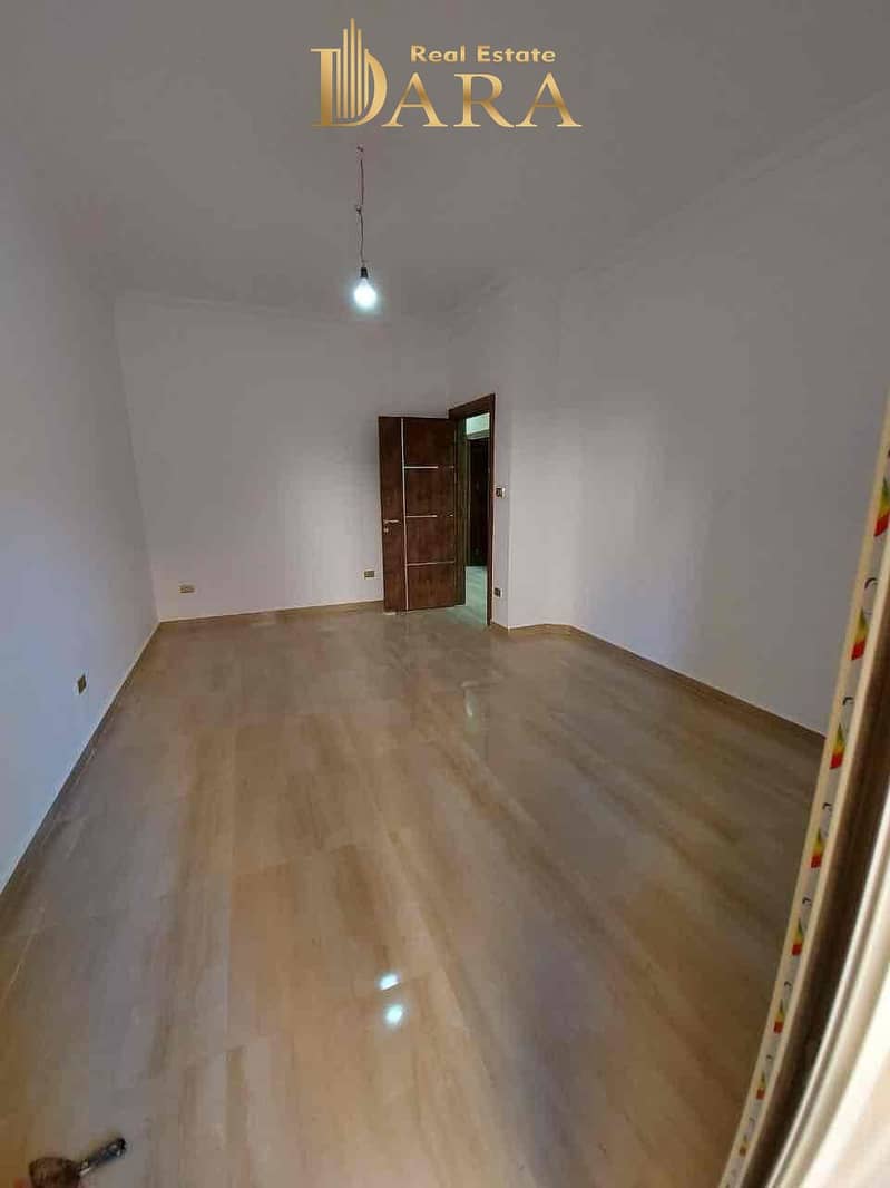 12 60e5783d-78fc-44ea-a6a3-e776715689df. jpg