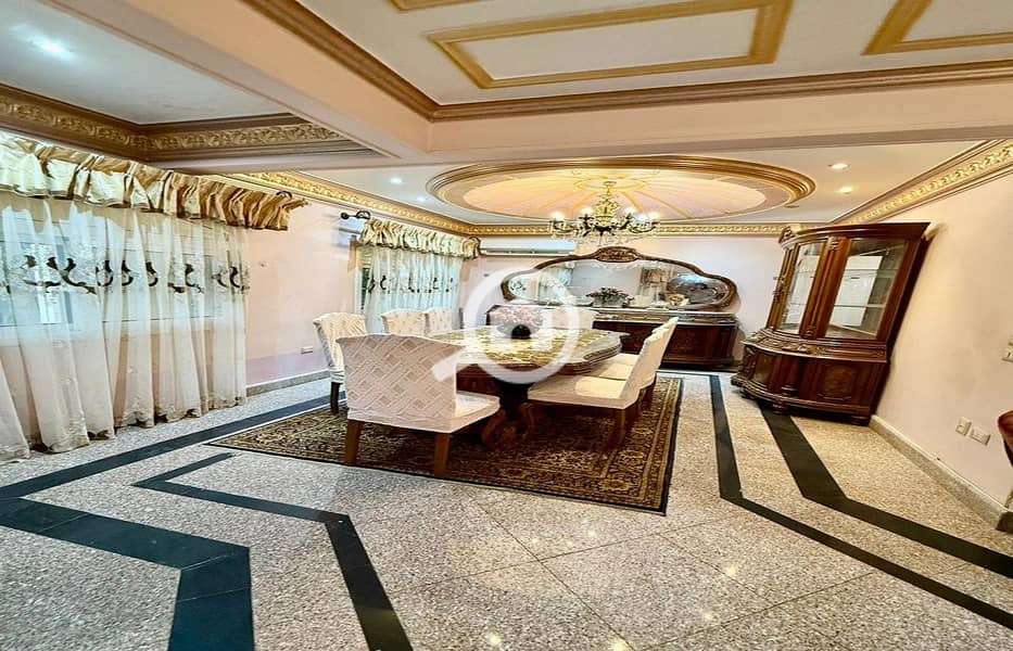 8 7bf94409-76ca-4739-9587-81bafcf0ba24. jpg