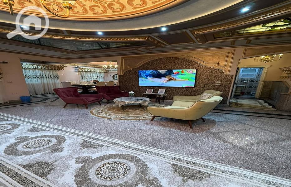 10 746a0d88-41ef-416e-aa14-89718872b182. jpg