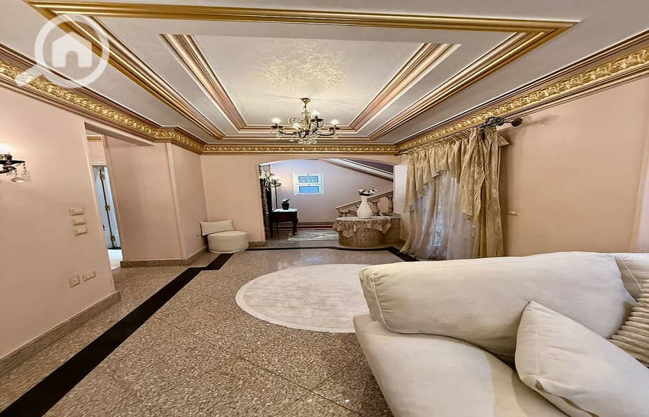 15 8e5d4414-790a-455a-9f71-ff1974b79fdd. jpg