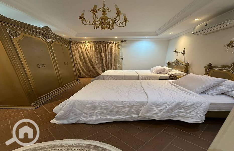 16 2c7d587b-3e26-42a2-9346-feae9d50b2b1. jpg