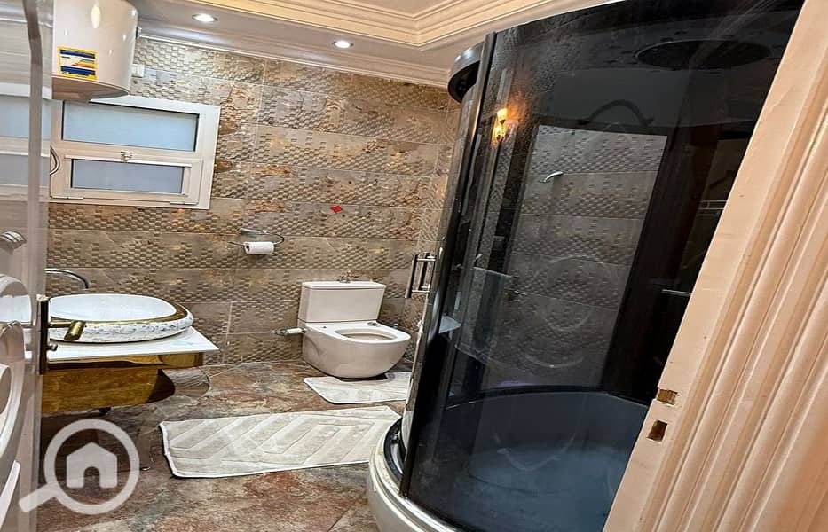 21 87eb4914-d274-4868-94fc-decc9b5af046. jpg