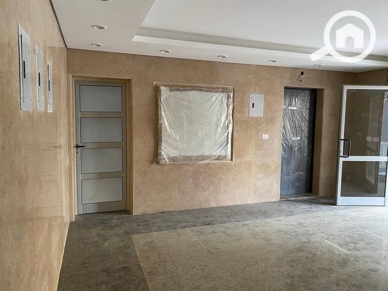 15 8712bee9-bf13-4c73-9097-4f9e62923d41. jpg