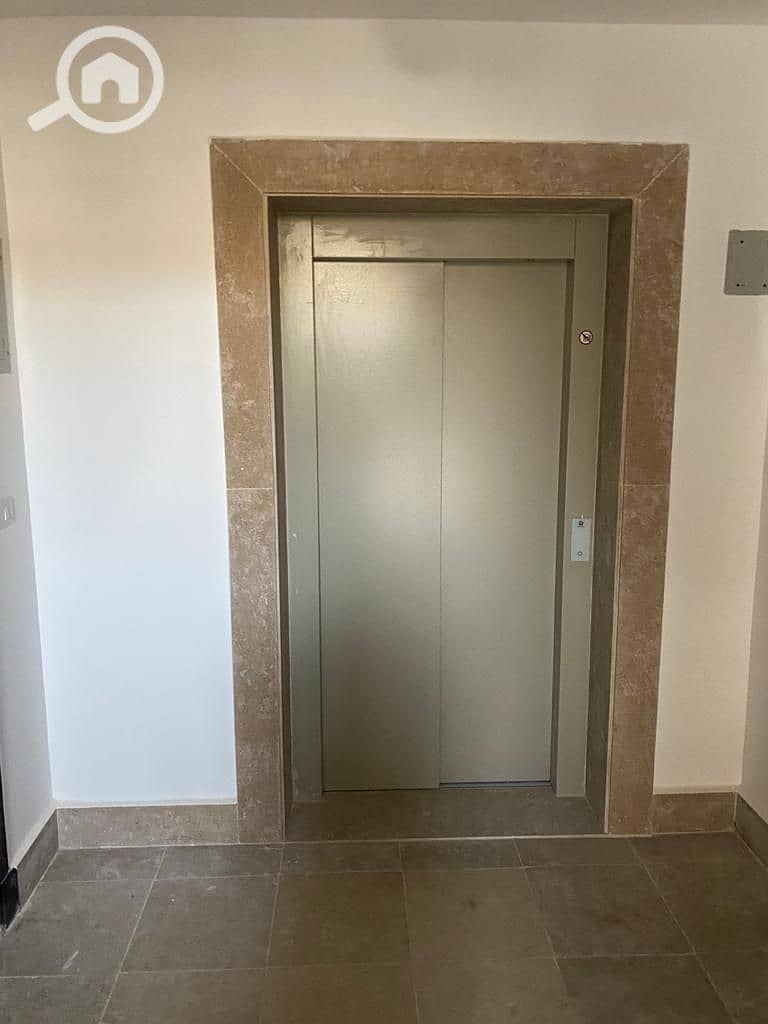 16 a8d16c0c-000d-46af-8d29-d231814b2d4b. jpg