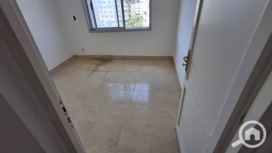 28 de915348-72e4-4d67-899b-91de0f2f1108. jpeg