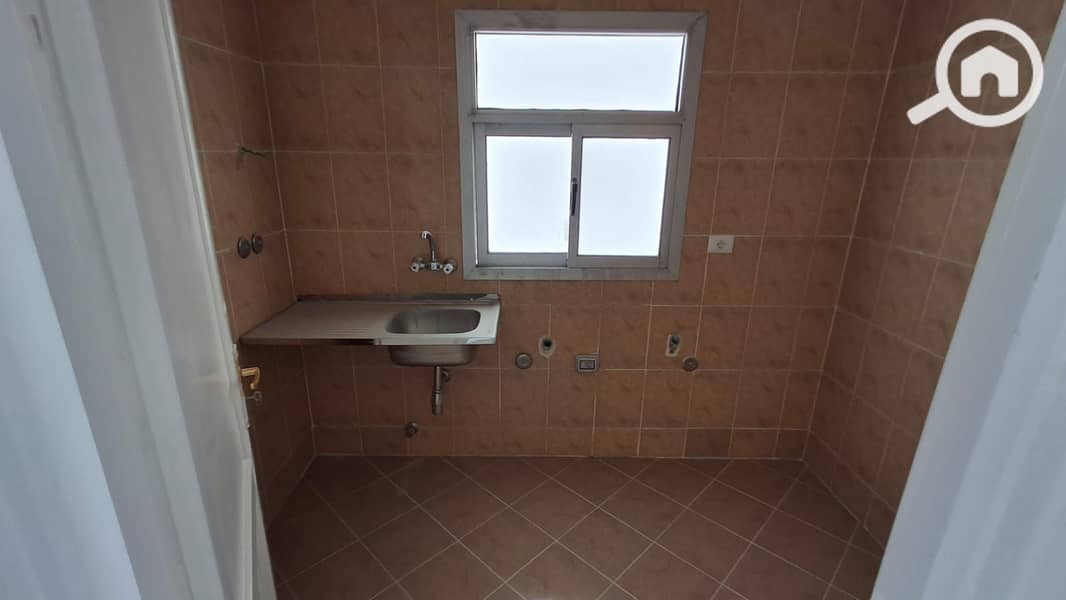 30 ed11dd42-4fea-4ab0-a5cd-ab9ec2e8a912. jpeg