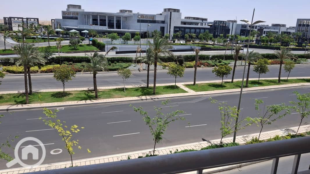 32 4013c1f6-fac3-400b-8479-9a9e2e1da0a1. jpeg