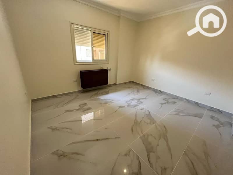 10 dfb1b4f1-e2be-4e30-9cb5-25ee91fc6beb. jpeg