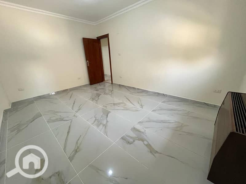 12 77774d12-1b1f-4854-984c-dba4bd544b32. jpeg