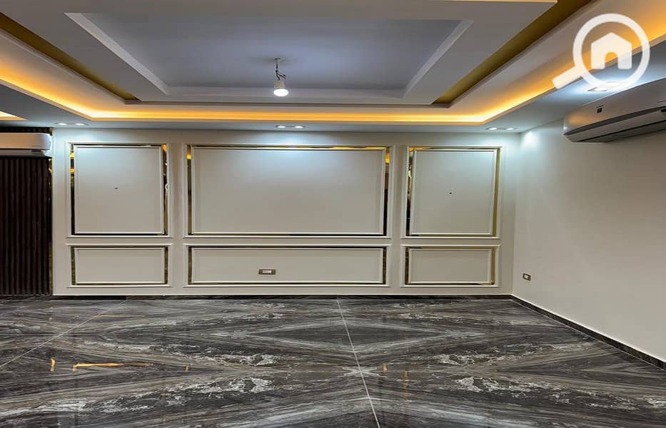 7 6a12a7ed-8c40-45b7-b8e1-1e49ea65c33d. jpg