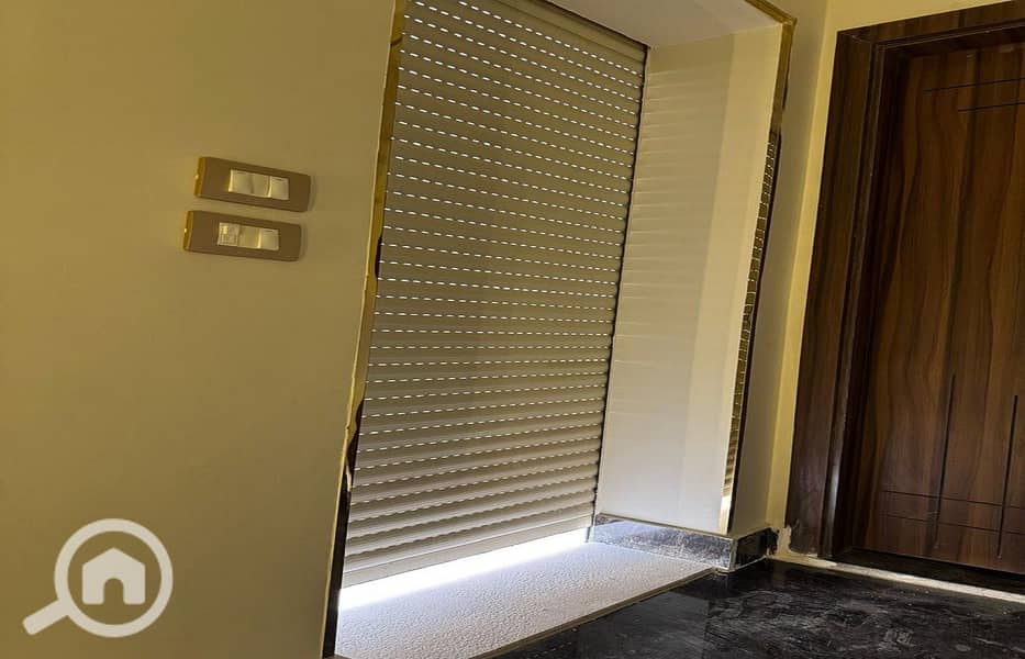 9 6e69f45f-a835-4147-a23a-ee7c529f6c8a. jpg