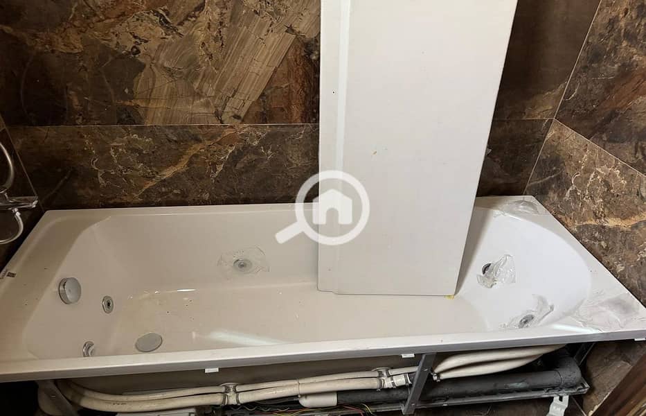 21 6215ca5e-6ff2-45f1-b5ff-7eb17c429c4a. jpg