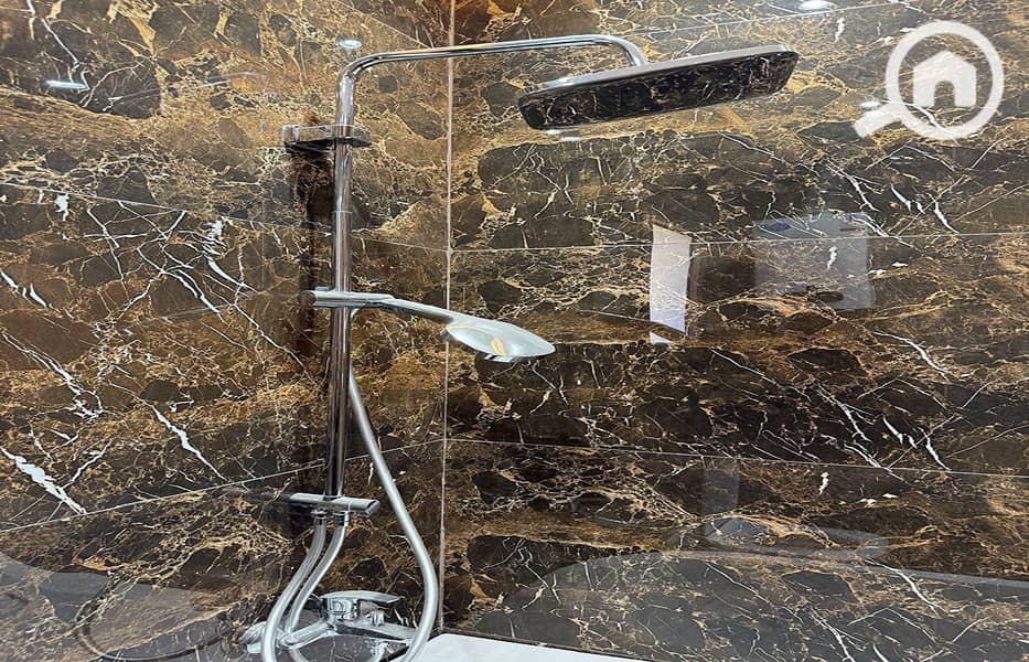 47 6c24b48e-3790-4da9-a8fd-150bb46dfa95. jpg