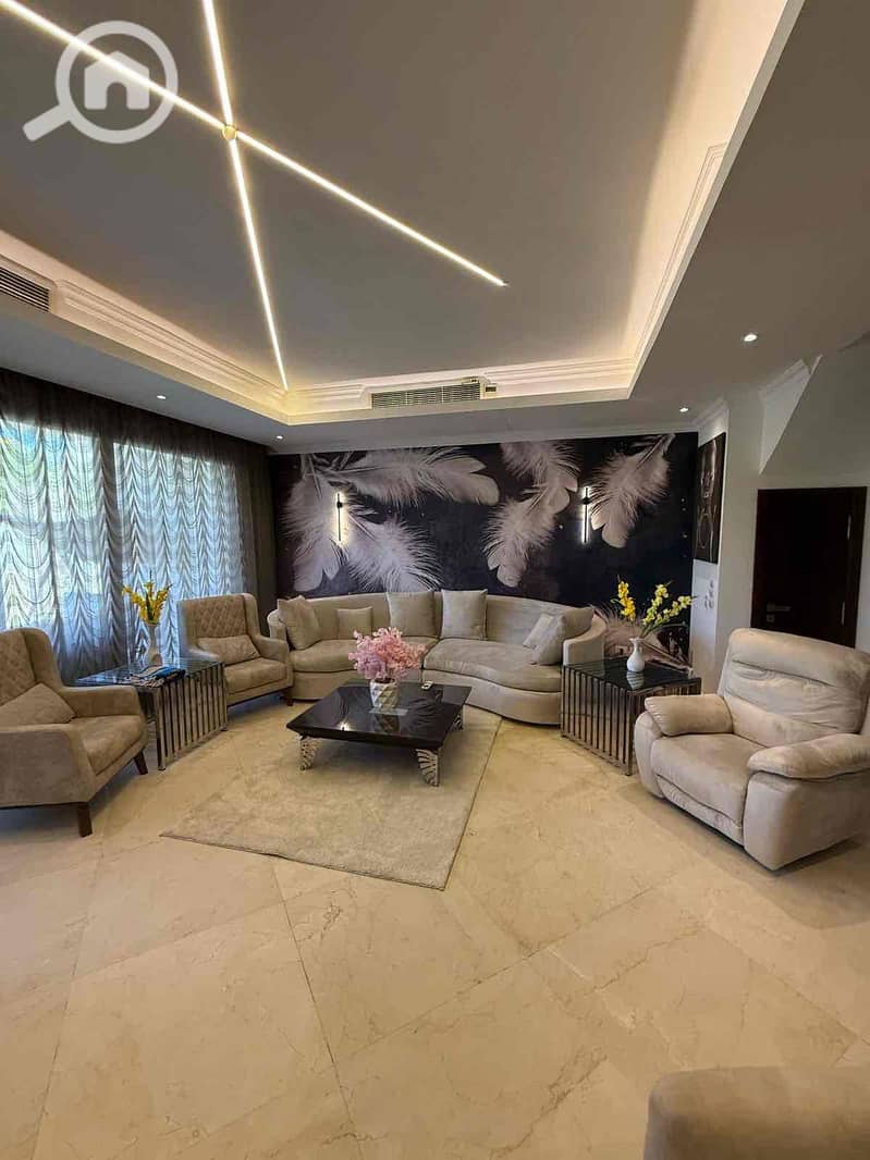 2 75d70654-e96e-424b-b294-a8e14b5be419. jpg