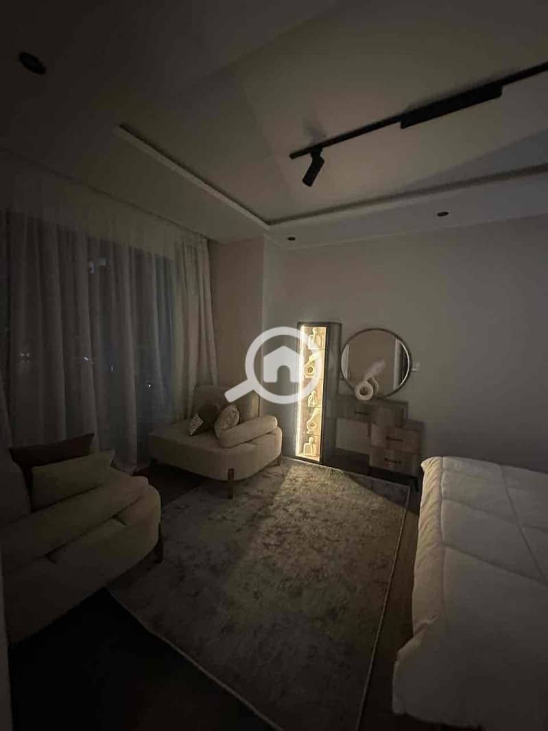 9 7c685566-808f-4c3e-9268-f36f487a27c3. jpg