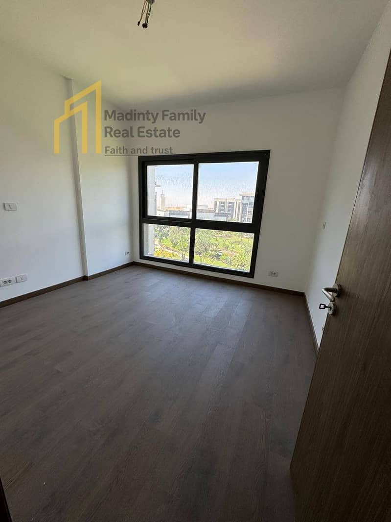 4 328b97fa-525f-470a-b19e-34ab9253182c (1). jpg