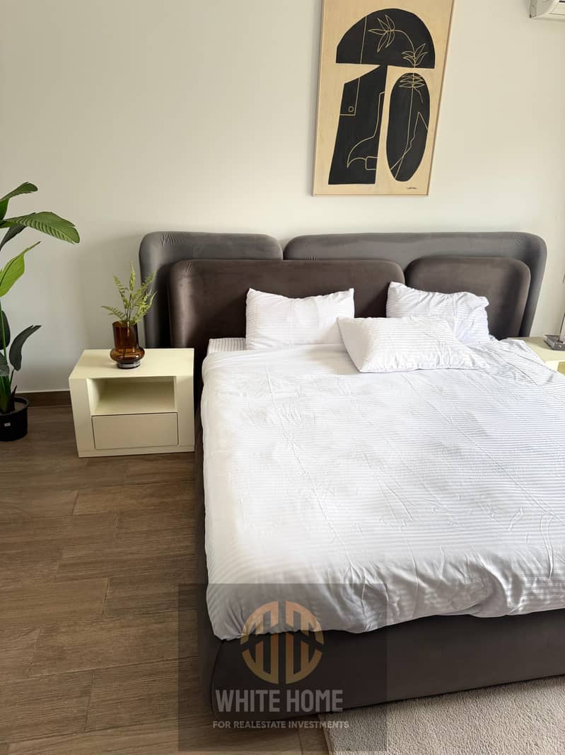 7 9f45d37c-5924-49d4-bd0e-f0b50eafa950. jpeg