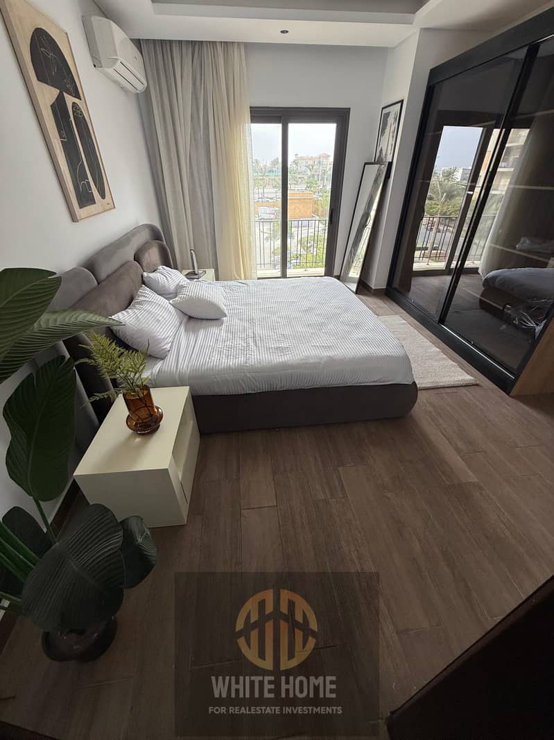 10 efba9dcd-8894-4ef1-8865-d459500d6b7b. jpeg