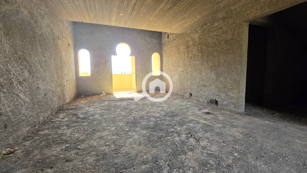 4 65f1c4f6-174c-4cb2-8a73-701a32a4482a. jpg