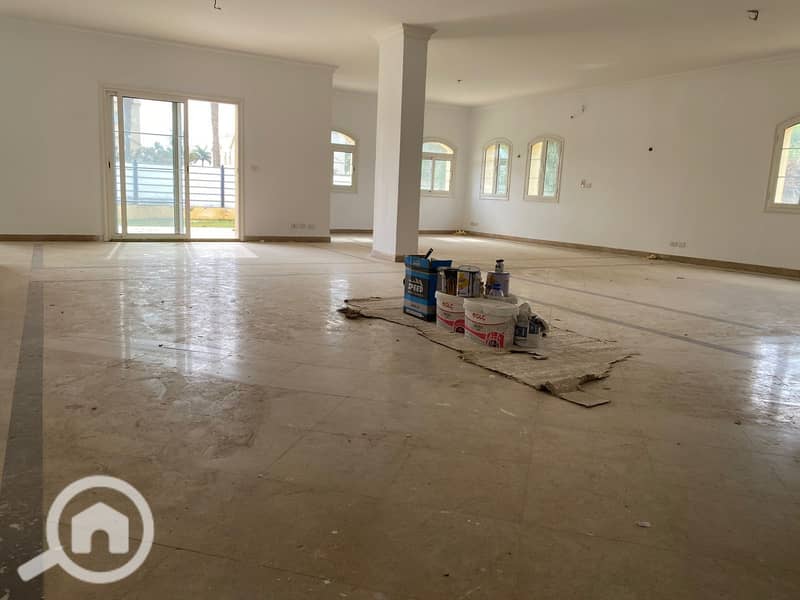 2 577424cf-8399-4c86-9cdb-52d18fefbc19. jpg