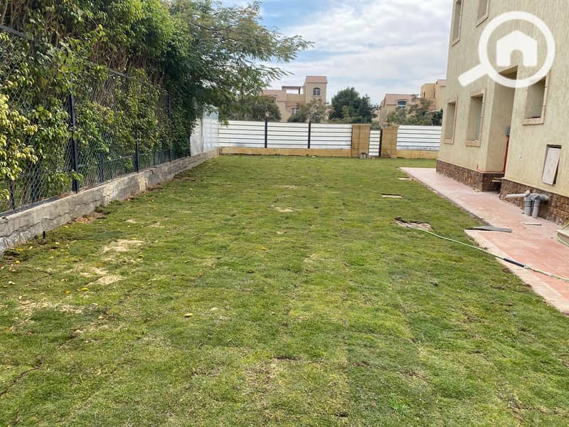 15 29697b19-a60f-47d6-a34e-c1fdd4e92731. jpg