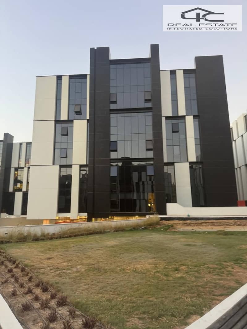 5 WhatsApp Image 2025-05-28 at 12.43. 06 PM. jpeg