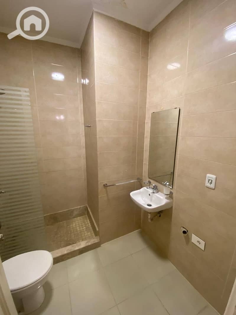 5 WhatsApp Image 2026-01-08 at 21.35. 35 (1). jpeg