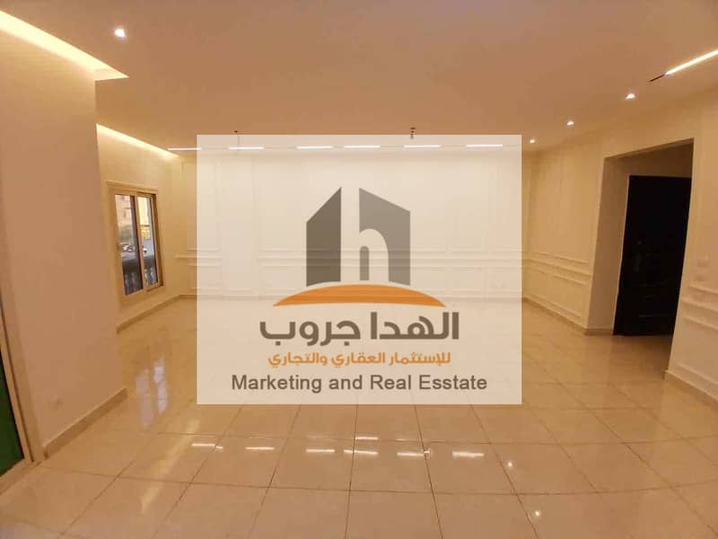 7 5c14ed21-5d30-40b5-a9cd-2f14101c8a59. jpg