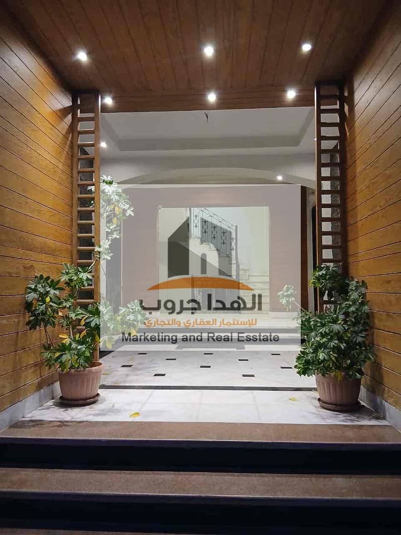 9 f3ca8297-3e26-4e63-9ae3-6a9ae8f6cfe3. jpg