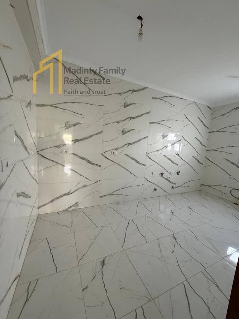 3 6c662378-dae6-420c-a68f-620c82c36926. jpg