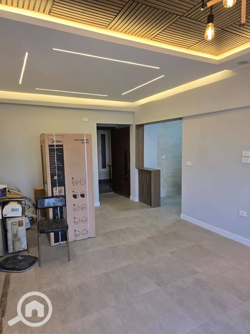 5 32de739a-ddf5-4d8d-b47c-ccba19357455. jpg