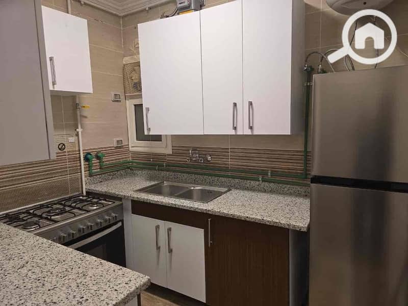 10 1ee79902-65a5-47e7-b087-916256c43cd9. jpg