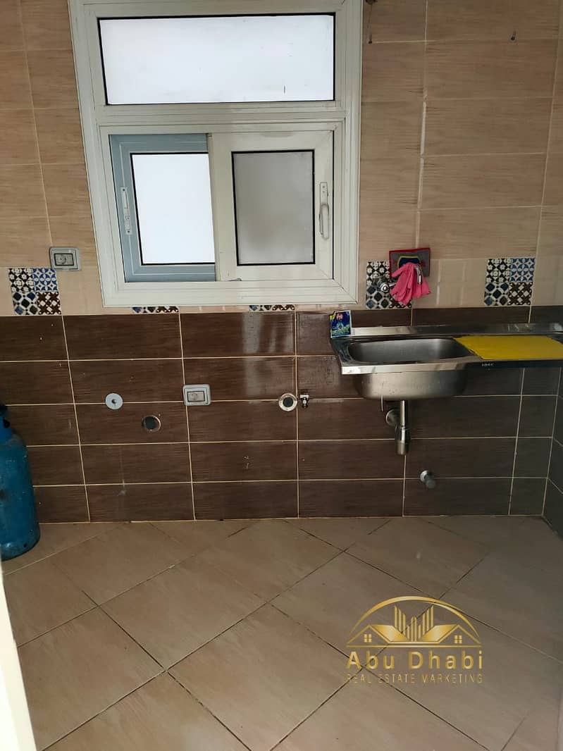 8 36ee146a-ef98-4289-b8b1-55558078a02e. jpg