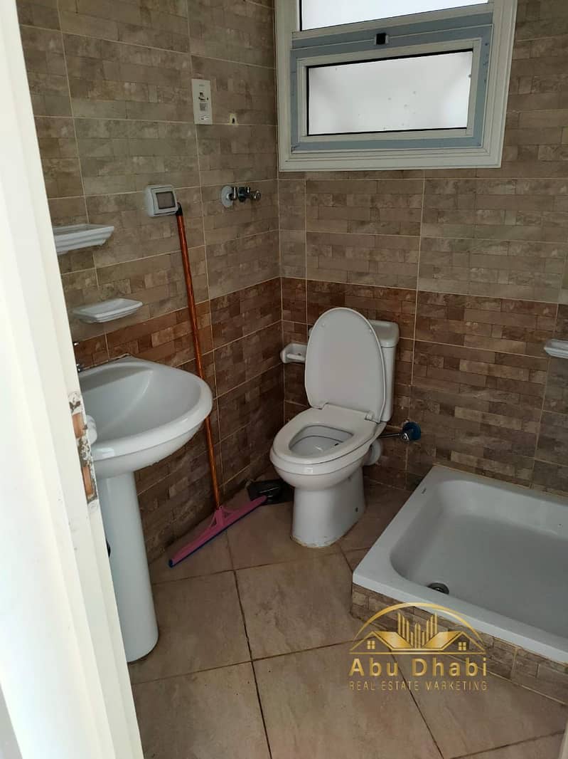 10 48cf2461-2fd5-430a-866a-be5e873e2bdb. jpg